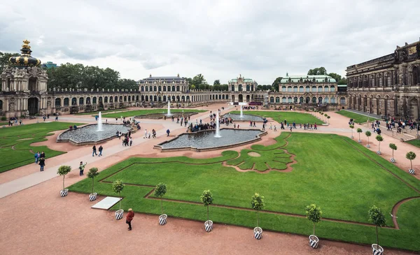 Zwinger Palace em Dresden, Alemanha — Fotografia de Stock