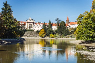 Pruhonice Chateau ve Çek Cumhuriyeti'nde Park