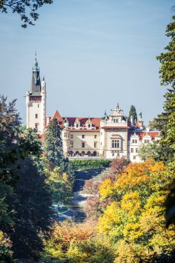 Pruhonice Chateau ve Çek Cumhuriyeti'nde Park