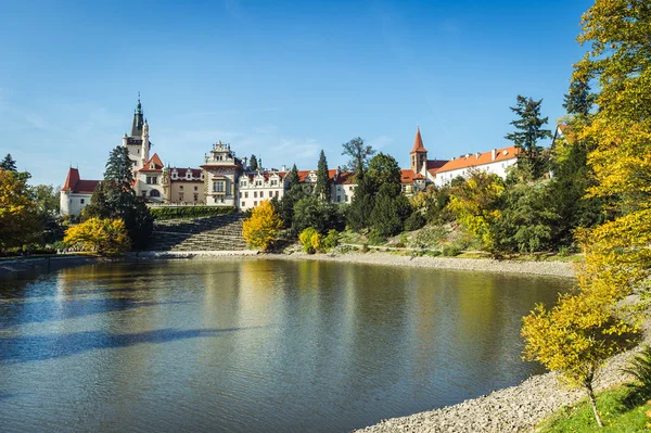 Pruhonice Chateau ve Çek Cumhuriyeti'nde Park
