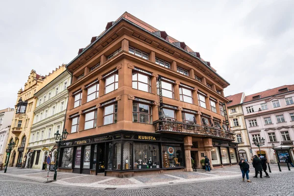 プラハの黒いマドンナの家 — ストック写真