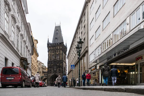 Torre de polvo en Praga, República Checa — Foto de Stock