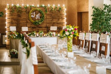 Düğün ahşap tarzı