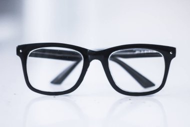 İzole görüş gözlük 