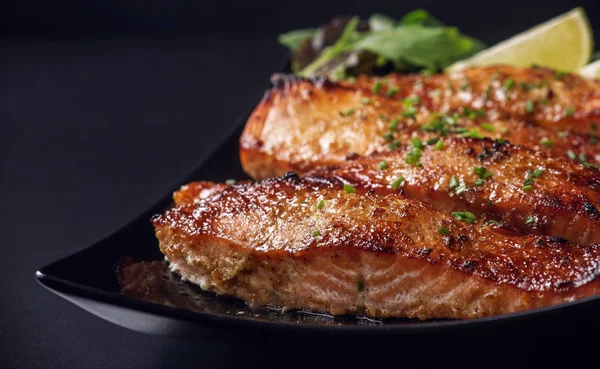 Caramelized Salmon Steak Black Background — Stock Photo, Image