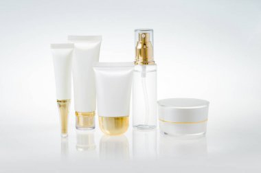 set kozmetik kapları