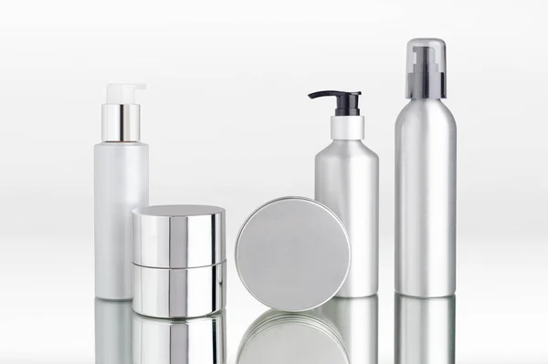 Bouteilles Cartouches Distributeur Cosmétiques Aluminium — Photo