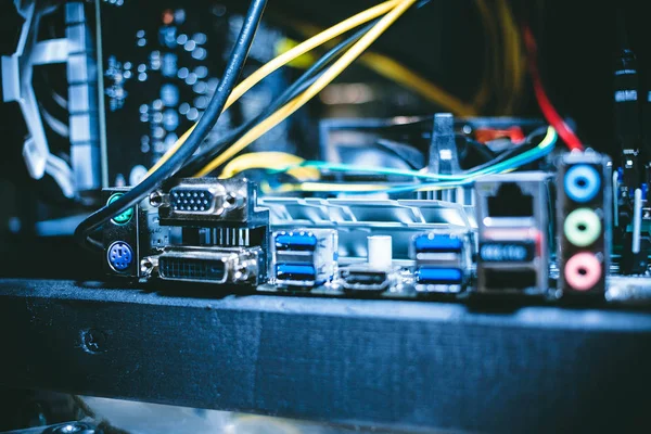 Makineleri için araştırma cryptocurrency, bitcoin.