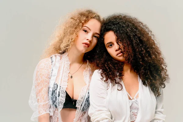 Portrait of two curly girls. Afro and blond — Stock Photo, Image