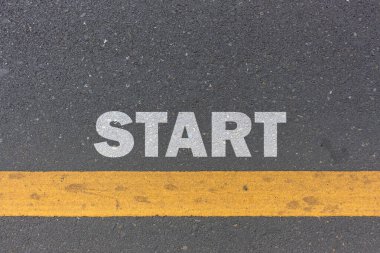 İş konsepti. yol arkaplanındaki başlangıç satırı
