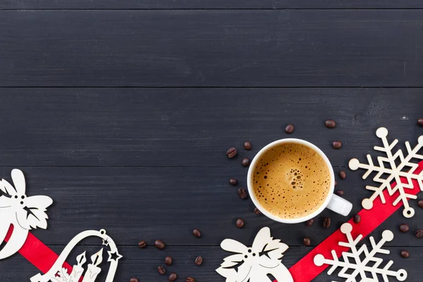 Tasse Café Chaud Sur Bois Noir Pendant Les Vacances Noël — Photo