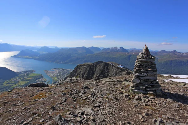 Wandelen in Noorse bergen — Stockfoto