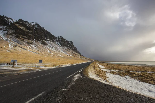 Camino Islandés Invierno Febrero —  Fotos de Stock