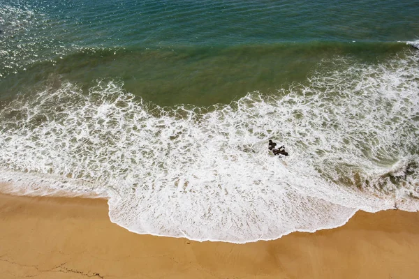 Sailboat Discovering Portugal Beautiful Coastal Scenery Atlantic Ocean — Stock Photo, Image