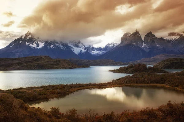 Torres Del Paine Ulusal Parkı Patagonya Şili Turkuaz Gölü Pehoe — Stok fotoğraf