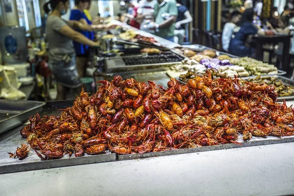 Yangshuo China Julio 2018 Calle Comercial Ciudad Yangshuo Verano Ciudad — Foto de Stock