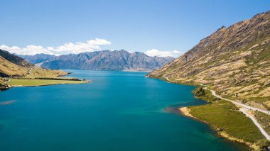 Güney adasında Hawea Gölü, Yeni Zelanda