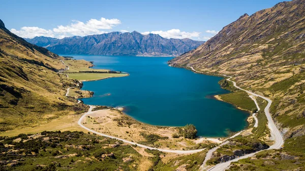 Вид Сверху Сельский Горный Ландшафт Извилистой Змеиной Дорогой Новая Зеландия — стоковое фото