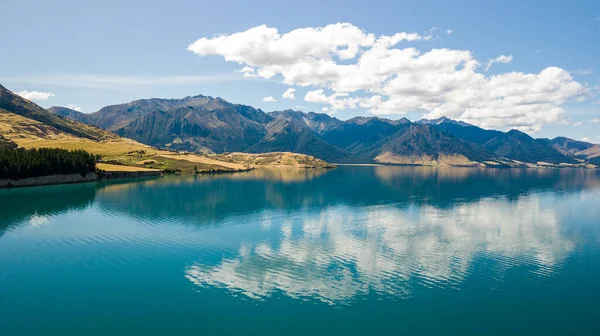 Reflexão Lago Hawea Ilha Sul Nova Zelândia — Fotografia de Stock