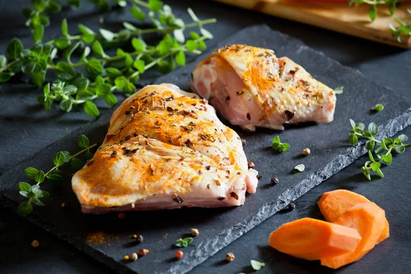 Gamba di pollo piccante — Foto Stock