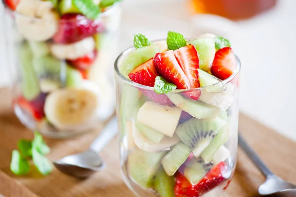 Ensalada de frutas refrescante —  Fotos de Stock