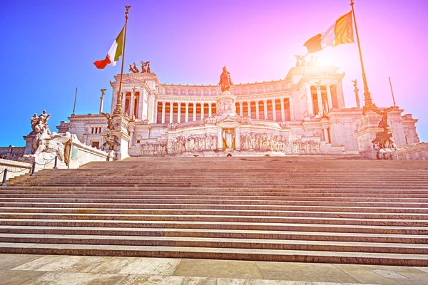 Anıt Vittorio Emanuele II veya sunak Roma içinde vatanın