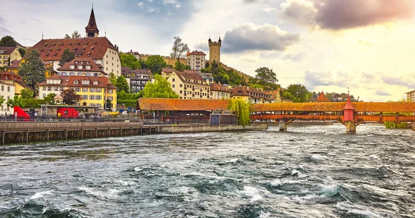 Lucerne Switzerland Famous Wooden Chapel Bridge Oldest Wooden Covered Bridge — Stock Photo, Image