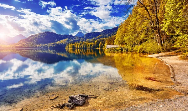 호수에 독일의 바이에른 알프스 — 스톡 사진