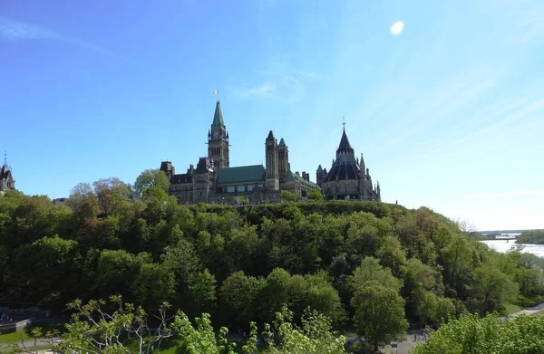 Hermosas vistas en el parque en Ottawa — Foto de Stock