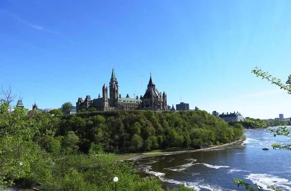 Hermosas vistas en el parque en Ottawa — Foto de Stock