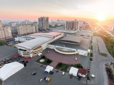 Kiev merkezinde Uluslararası Fuarı