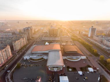 Kiev merkezinde Uluslararası Fuarı