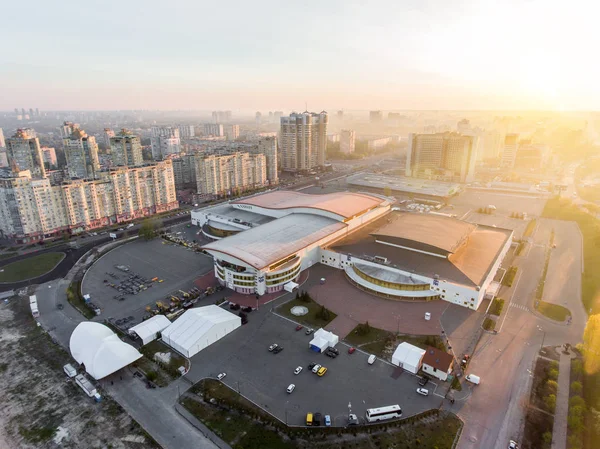 Kiev merkezinde Uluslararası Fuarı