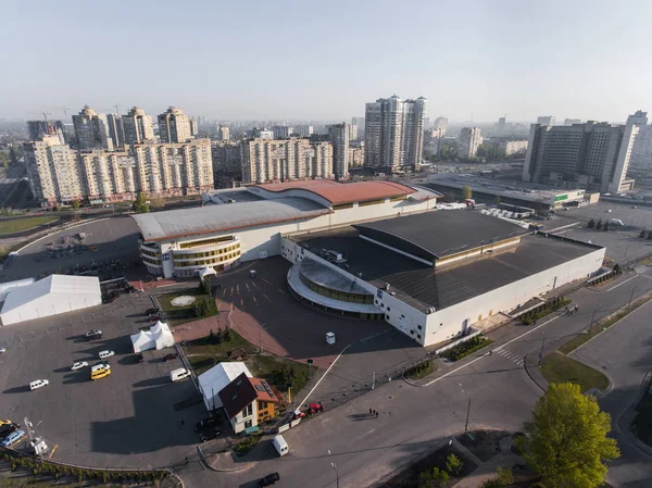 International Exhibition Centre and Kyiv cityscape — Stock Photo, Image