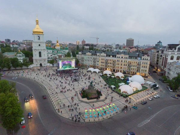 Фан-зона пісня-конкурс Євробачення — стокове фото