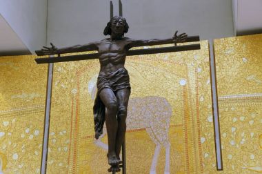 İsa Çarmıhta içinde ikinci kilise Our Lady kutsal tespih Fatima, Portekiz - hac hedef