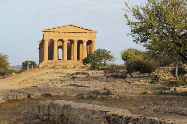 Храм Конкордія у долині храми Агрідженто, Сицилія, Італія — стокове фото