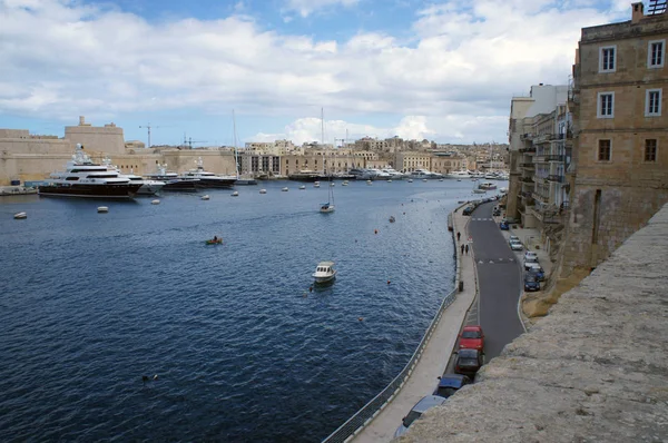 Мбаппе из Гранд-Харбора и Берри (Витторио) - три города на Мальте — стоковое фото