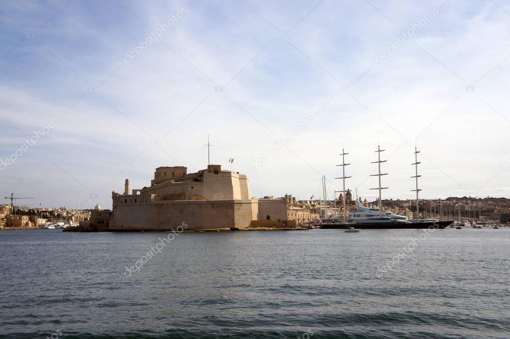 Panorama of Grand Harbor and Birgu (Vittoriosa) - Three Cities in Malta