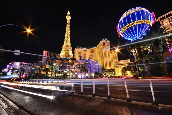 Párizs Resort Casino és a Las Vegas szállodák. — Stock Fotó