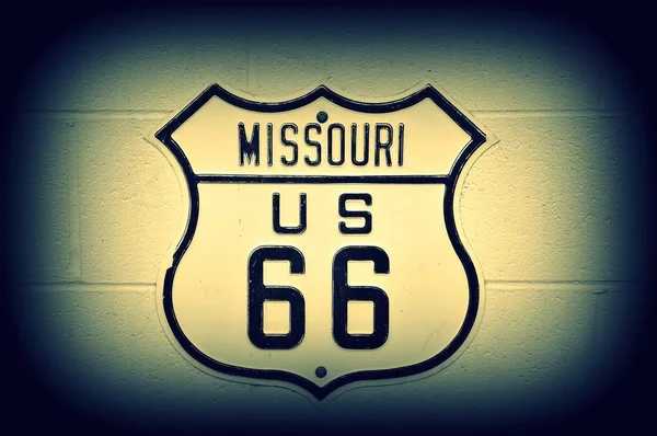 Panneau route 66 dans le Missouri . — Photo