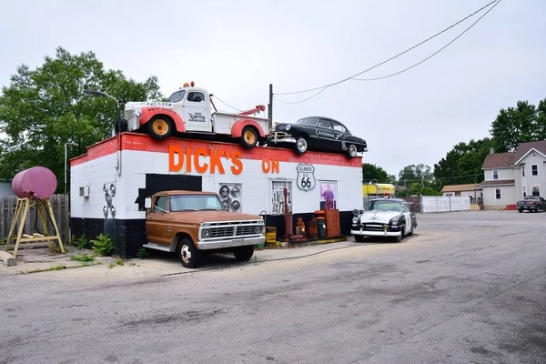 Dick 's Reboque estrada atração na US Route 66 . — Fotografia de Stock