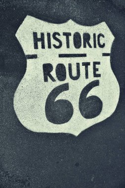 Eski 66. yol işareti.