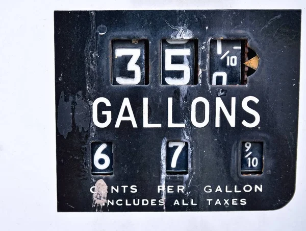 Old rusty american gas pump panel. — Stock Photo, Image