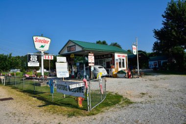 Gay Parita Sinclair benzin istasyonu Route 66.