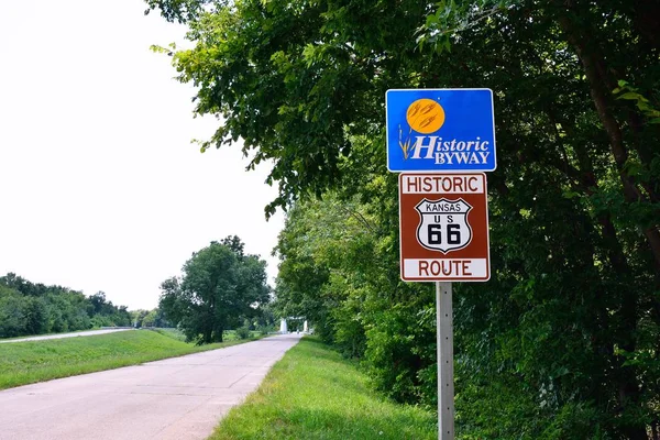 Rota histórica 66 sinal de estrada. — Fotografia de Stock