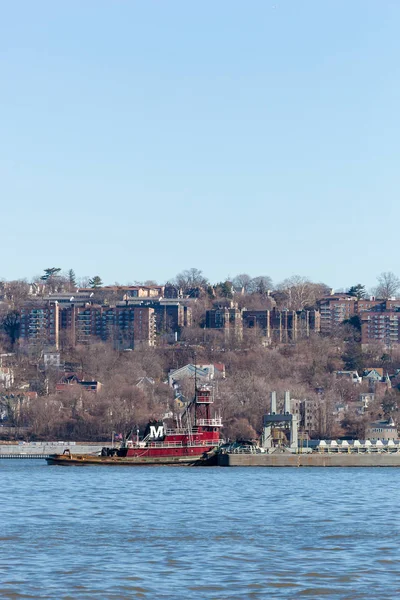 Joan Moran Tugboat en el río Hudson — Foto de Stock