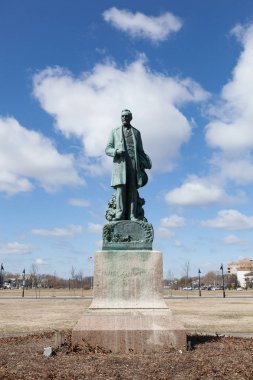 James Bradley heykeli