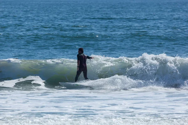 Denizde sörf New Jersey kolan