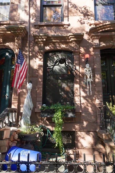 Hoboken Halloween Decorating — Stock Photo, Image